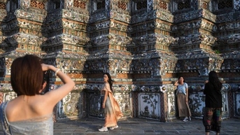 Du lịch Thái Lan 'ngồi trên đống lửa' khi kinh tế Trung Quốc suy thoái