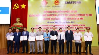 Khởi động chương trình hợp tác phát triển nhà máy thông minh năm 2024
