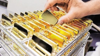 Giá vàng giảm mạnh khi Fed có thể không hạ lãi suất sớm như dự đoán