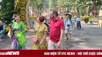 Ít mây, trời nắng nóng