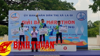 អ្នករត់ប្រណាំងជិត 1,000 នាក់ចូលរួមក្នុងការរត់ពាក់កណ្តាលម៉ារ៉ាតុង La Gi Town ឆ្នាំ 2023