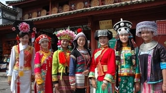 Kinh nghiệm của Trung Quốc trong việc đảm bảo quyền của người DTTS trước biến đổi khí hậu