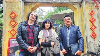 Nữ nhân lãng mạn ở phố Trịnh