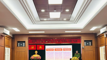 Tập trung xử lý dứt điểm nạn bán hàng rong ở phố đi bộ Nguyễn Huệ