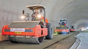 Dồn sức đưa cao tốc Quảng Ngãi