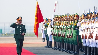 Việt Nam giới thiệu 68 chủng loại khí tài