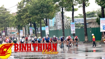 ការ​ប្រណាំង​កង់​នៅ​ខេត្ត Binh Thuan