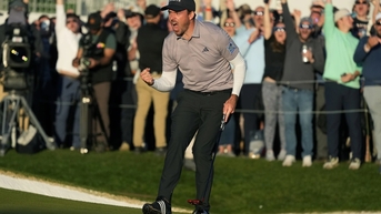 Cây 'đũa thần' của nhà vô địch Phoenix Open 2024