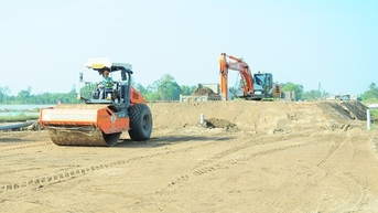 Không để các dự án cao tốc qua miền Tây chậm tiến độ do thiếu cát, đá