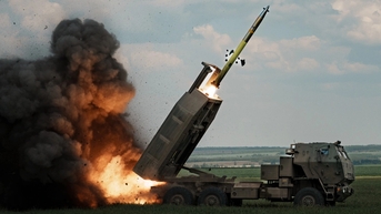 Mỹ nói Ukraine dần cạn đạn dược, có vũ khí không đủ dùng 3 tháng