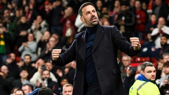 Van Nistelrooy cho thấy Man Utd đúng đắn khi sa thải Ten Hag