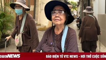 ‘Chỉ mong mỗi ngày bán hết 50 tờ vé số’