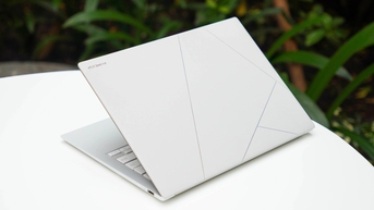 ការពិនិត្យ Zenbook S 14៖ កុំព្យូទ័រ Intel Copilot+ AI Laptop ដំបូងគេនៅក្នុងប្រទេសវៀតណាម