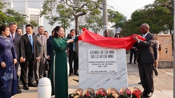 Đưa quan hệ hữu nghị truyền thống lên tầm cao mới