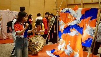 Khám phá vẻ đẹp truyền thống Nhật Bản qua triển lãm kimono