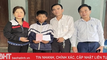 Nhận đỡ đầu trẻ mồ côi khó khăn