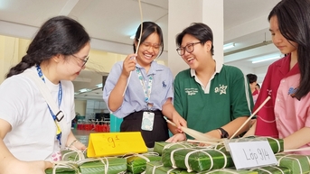 'TP.HCM nghỉ tết ít quá'