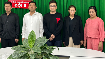 Bắt khẩn cấp 5 đối tượng trong đường dây mại dâm cho người nước ngoài ở TP.HCM
