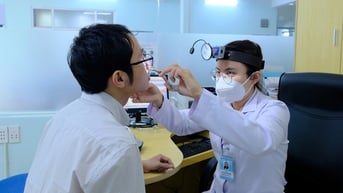 Thời tiết thất thường, vì sao nhiều người hay đau đầu?