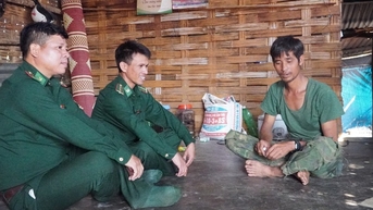 Tạo sinh kế giúp dân