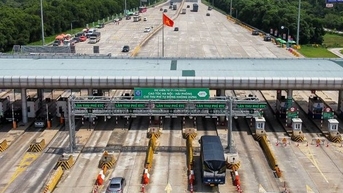 Sẽ đầu tư hệ thống cân tự động, "soi" xe quá tải dọc cao tốc Bắc - Nam