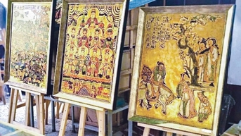 Người thắp lửa cho tranh truyền thống