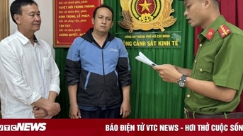 Khởi tố hai cán bộ hải quan cửa khẩu Cảng Phú Mỹ tội 'nhận hối lộ'