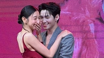Hùng Huỳnh "Anh trai say hi" diễn cảnh tình tứ với Hoa hậu Thùy Tiên