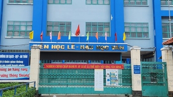 Một hiệu trưởng bị kỷ luật vì không giảm tiết dạy cho giáo viên