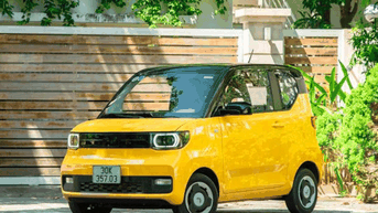 Người liên quan chủ tịch VIB bán chui cổ phiếu; DN bán ô tô Trung Quốc lỗ nặng