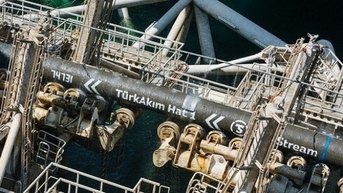 Gazprom nối lại hoạt động của một đường ống, châu Âu muốn gửi khí đốt dư thừa đến Ukraine