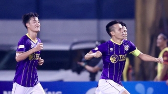 HLV Bình Định phàn nàn 'không hiểu có VAR để làm gì'!