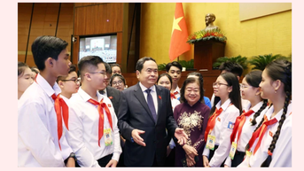 Phiên họp giả định "Quốc hội trẻ em" lần thứ 2