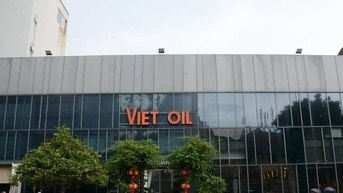 올해 초, 또 다른 은행이 Xuyen Viet Oil의 부채를 매각하려고 했습니다.