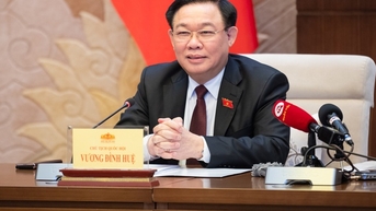 Chính sách, thể chế không phải làm cho vui