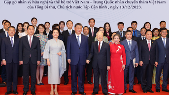‘Người nước ngoài đầu tiên tôi gặp khi còn bé chính là người Việt Nam’