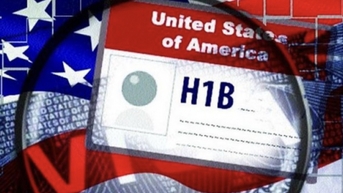 Ông Trump ủng hộ Elon Musk trong tranh cãi về visa H-1B