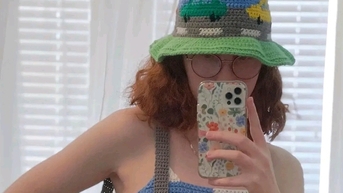 Mũ crochet hứa hẹn xâm chiếm tủ đồ các nàng thơ ngày thu