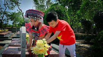 ការងារជាគុណធម៌ដ៏ពិសិដ្ឋរបស់បុព្វបុរសរបស់យើង។