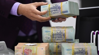 Lãi suất ngân hàng ngày 13/9/2024: Ngân hàng thứ 8 tăng lãi suất từ đầu tháng