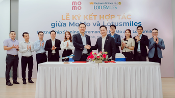 Vietnam Airlines và MoMo 'bắt tay' liên kết đổi thưởng