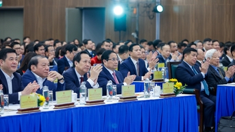 Thủ tướng: Nếu tăng trưởng GDP bình bình 6,5-7%/năm sẽ không đạt hai mục tiêu 100 năm
