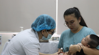 TPHCM tổ chức 296 điểm tiêm vaccine 5 trong 1 cho trẻ