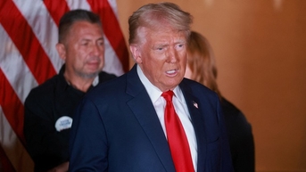 Tòa án bác bỏ đề nghị của ông Trump