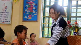 Hiến kế giải bài toán cử nhân sư phạm thất nghiệp, nhiều nơi vẫn thiếu giáo viên