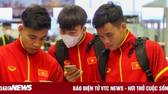 Tuyển Việt Nam về nước muộn, tuyển Iraq gặp bất lợi khi di chuyển