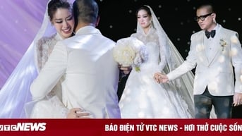 Hoa hậu Khánh Vân cùng ông xã xúc động bật khóc trong lễ cưới