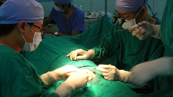 의사의 경고: 어린이에게 고환이 내려오지 않도록 주의하세요. 고환이 내려오지 않으면 암과 불임에 걸릴 위험이 높습니다.