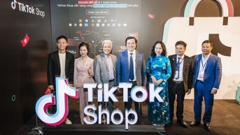 អនុរដ្ឋមន្ត្រី Nguyen Sinh Nhat Tan៖ E-commerce អះអាងតួនាទីត្រួសត្រាយរបស់ខ្លួនក្នុងសេដ្ឋកិច្ចឌីជីថល