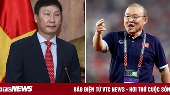 HLV Kim Sang-sik tặng sâm cho cầu thủ, học đắc nhân tâm từ thầy Park Hang Seo